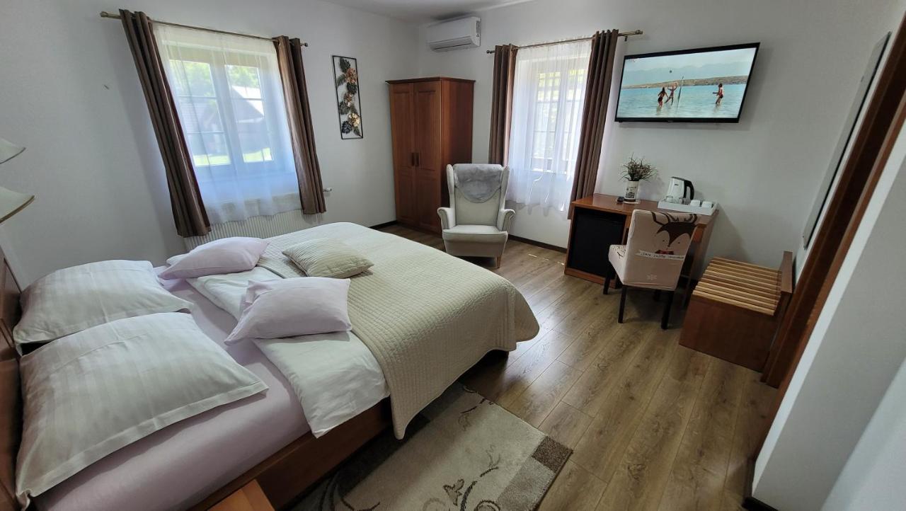 B&B Plitvice Lakes Villa Prica Plitvica selo Exteriör bild